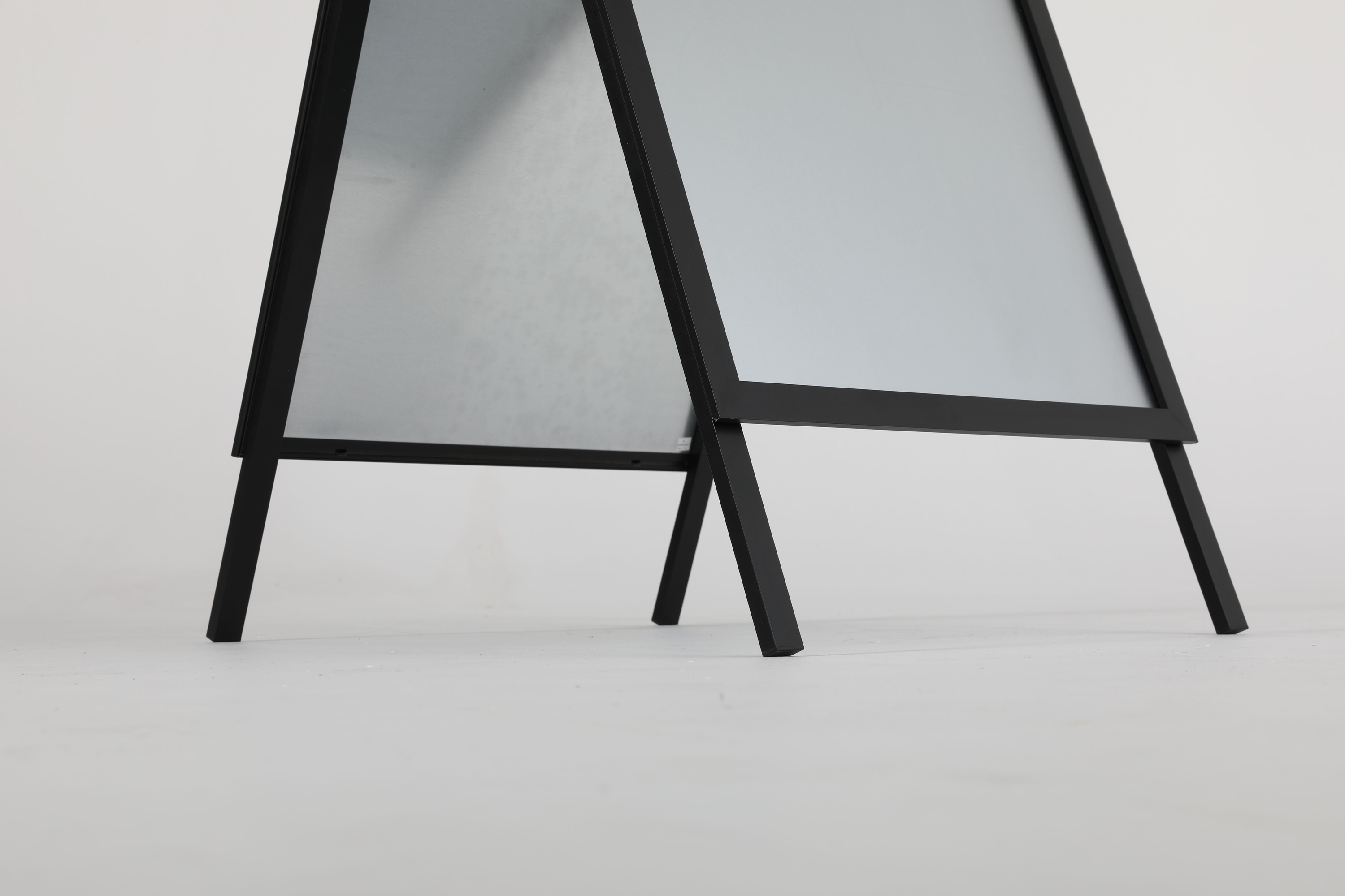 Alu Kundenstopper OUTDOOR HardLine wetterfest schwarz
